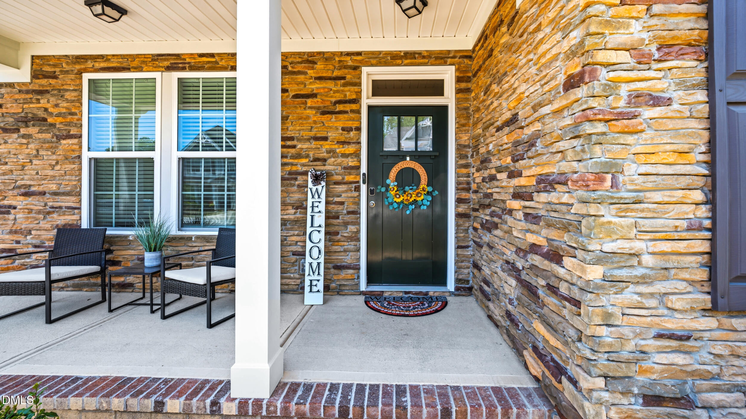 612 Deer Pond Way