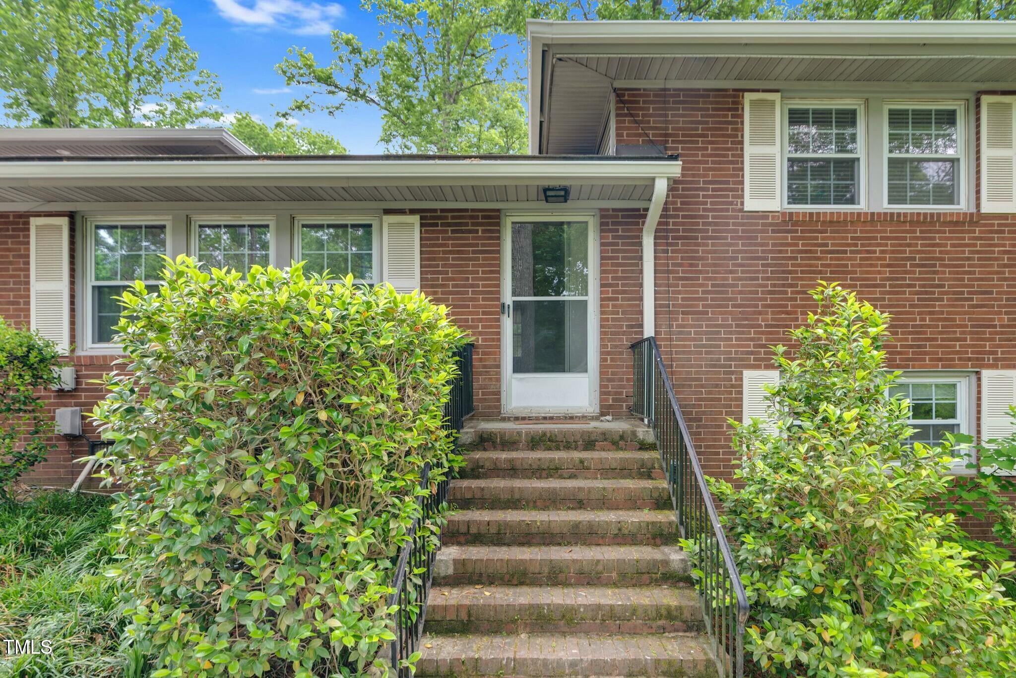 905 Cindy Street