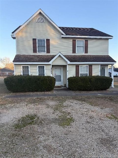 1303/1305 S 13th Street Lillington NC 27546