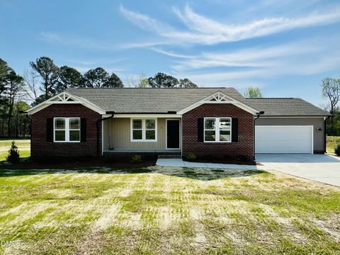 104 Grace Pond Avenue Benson NC 27504