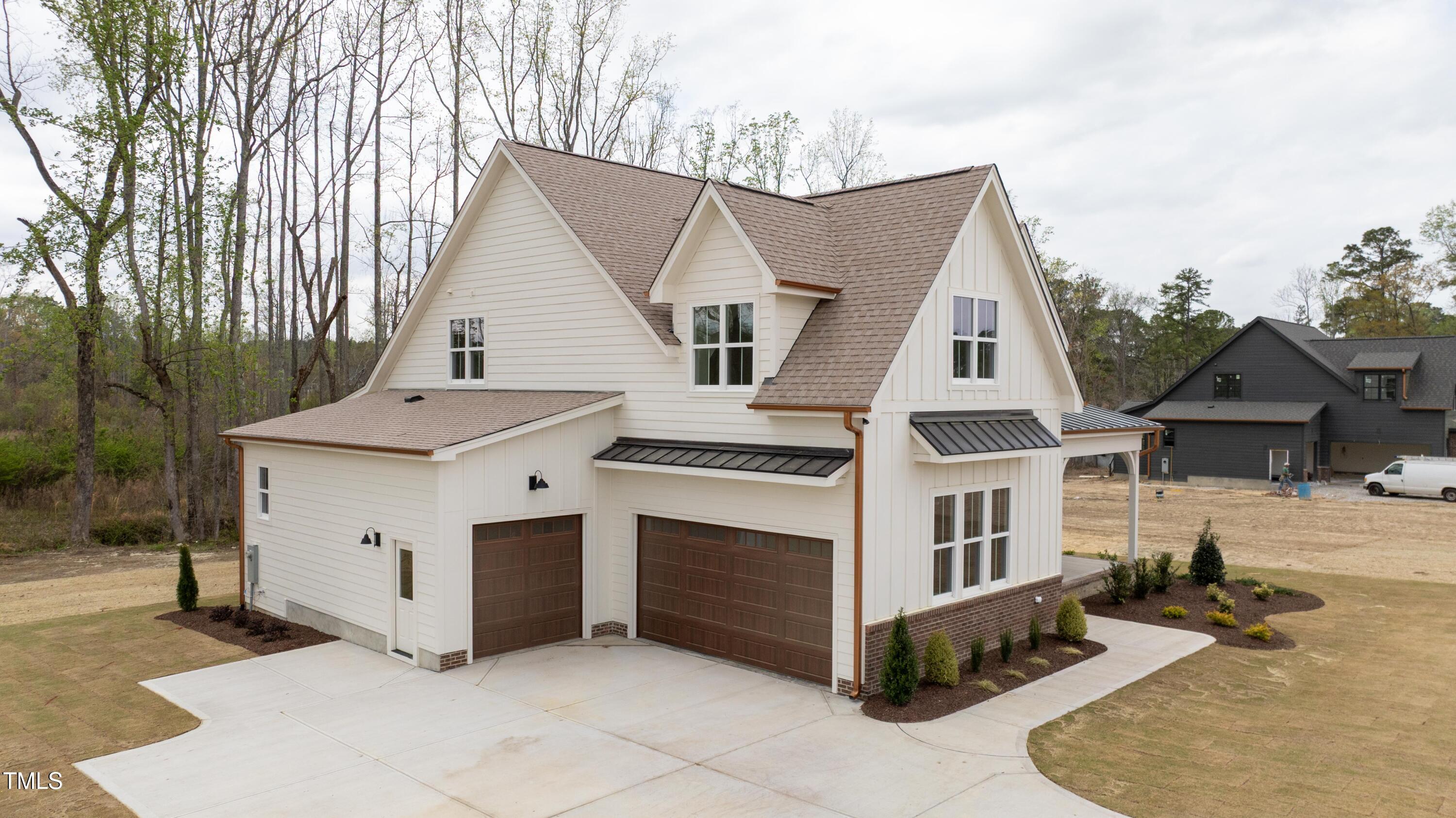 8624 Dukes Lake Road
