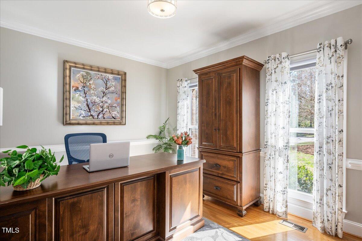 Cary, North Carolina 27518, United States, 4 Bedrooms Bedrooms, ,3 BathroomsBathrooms,Residential,Pending,83822