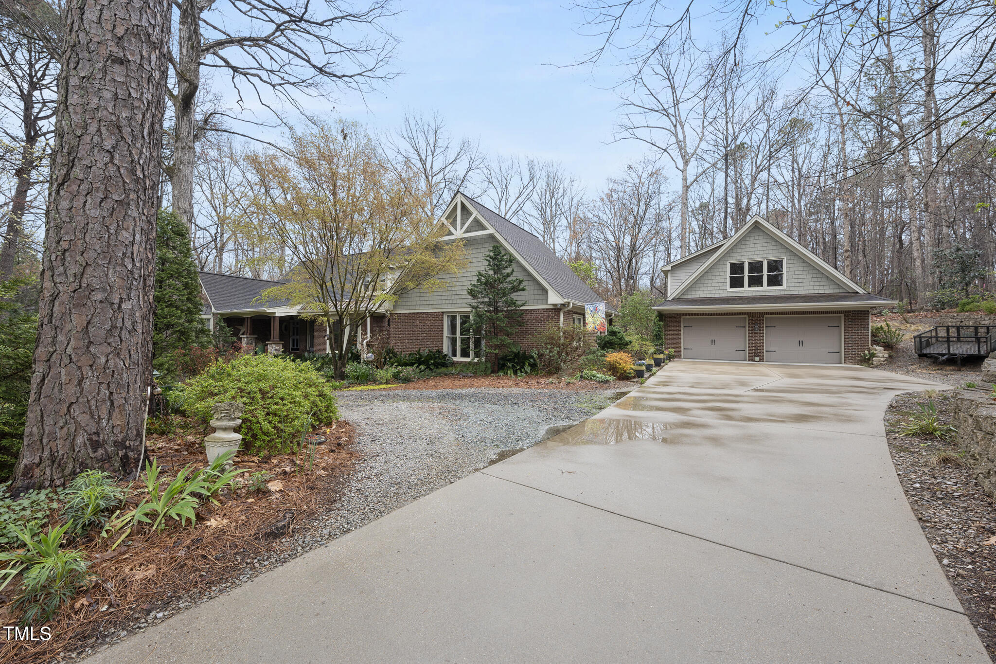 3001 Hunters Bluff Drive