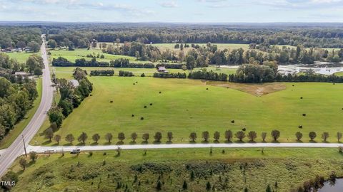 1 Deer Run Trail Hillsborough NC 27278