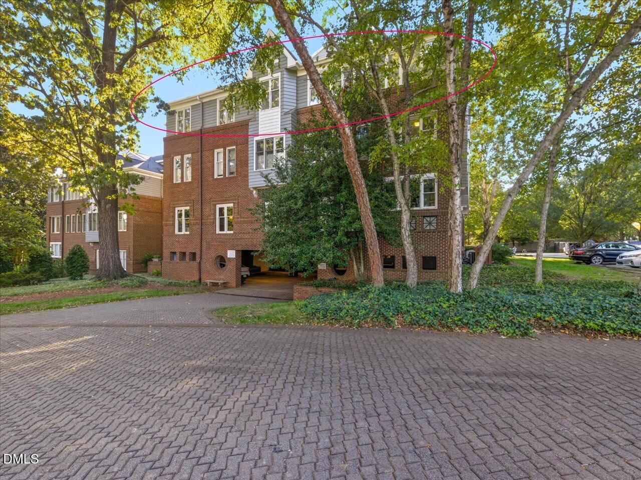 741 Bishops Park Drive 304