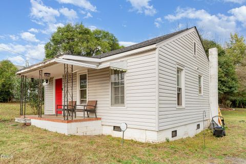 330 E Stallings Street Clayton NC 27520