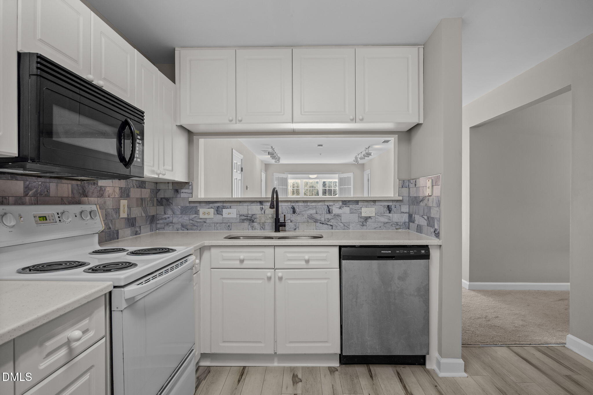 929 Morreene Road A23