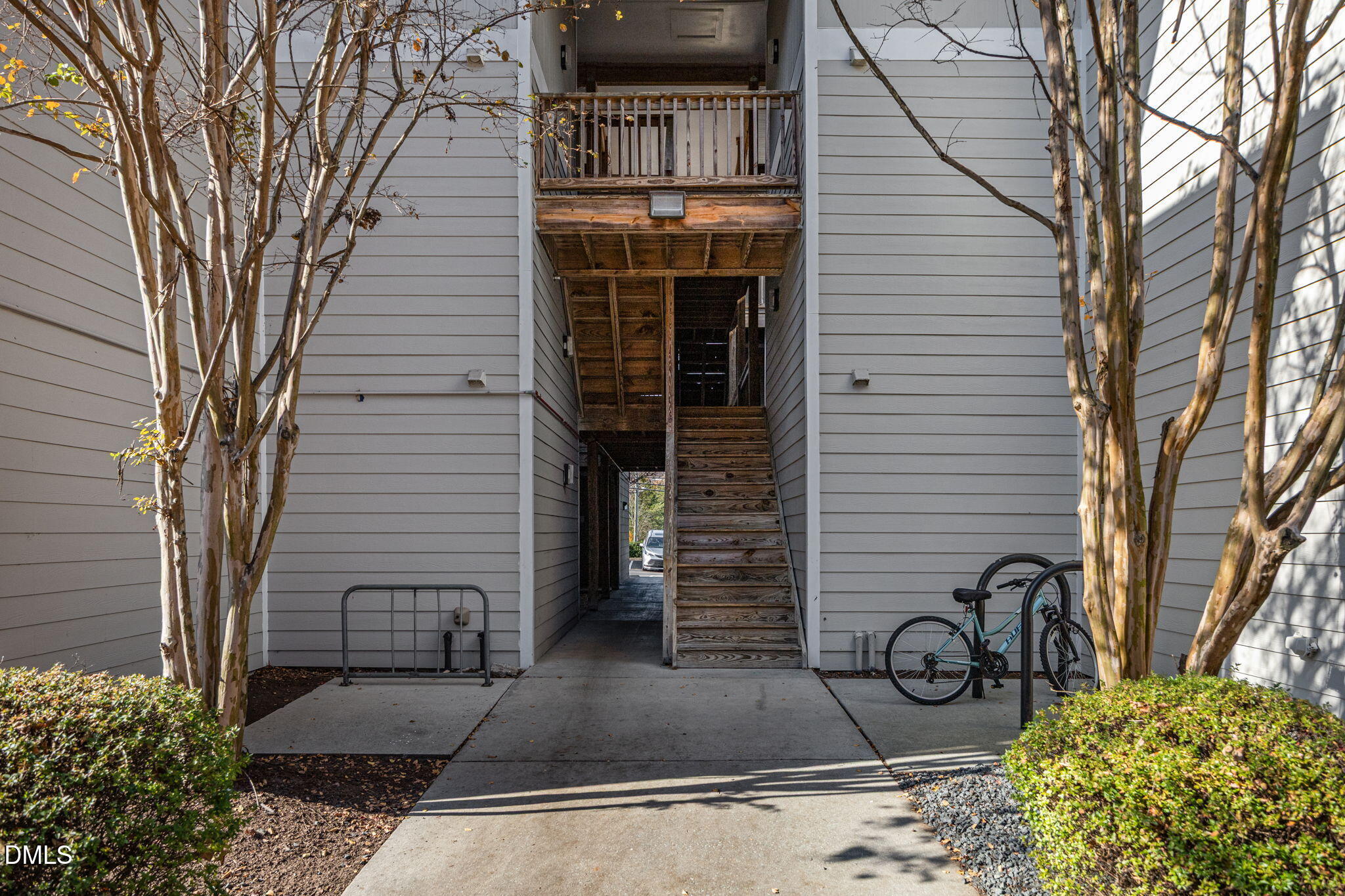 929 Morreene Road A23