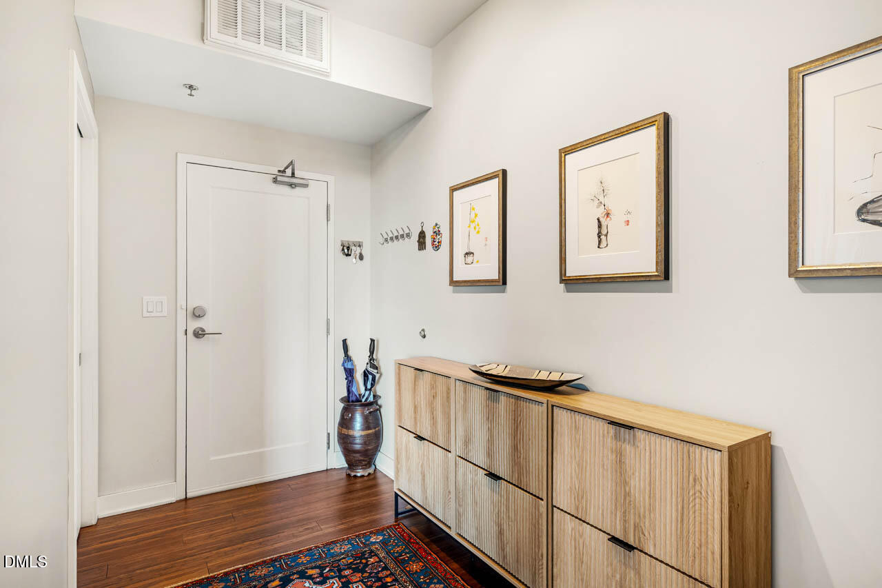 601 W Rosemary Street Unit 404