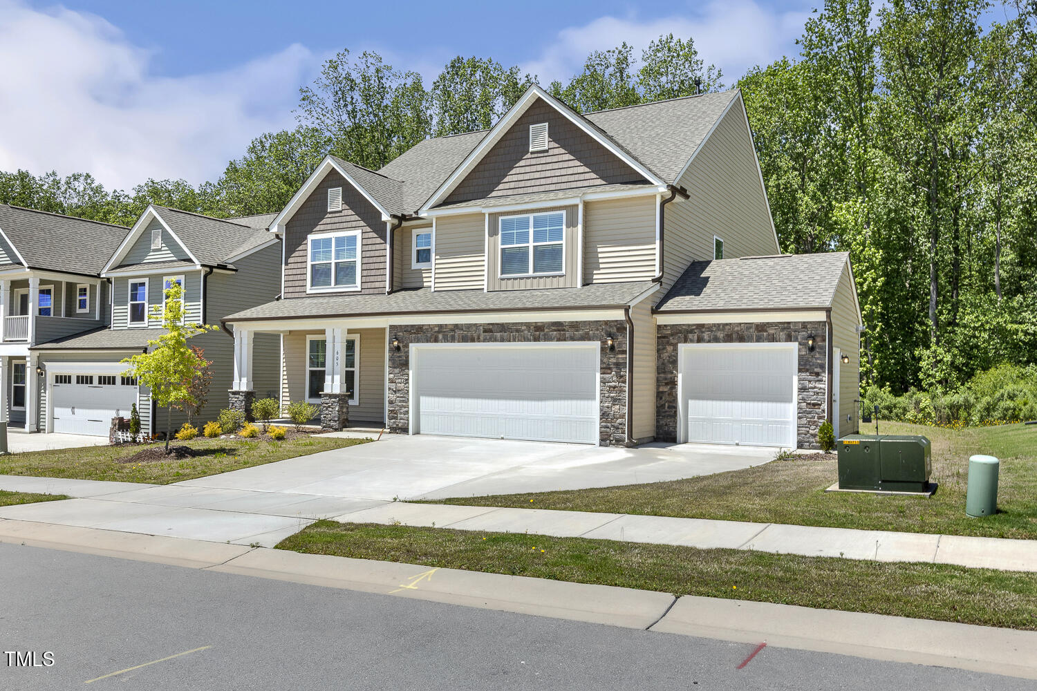 605 Hampton Crest Court