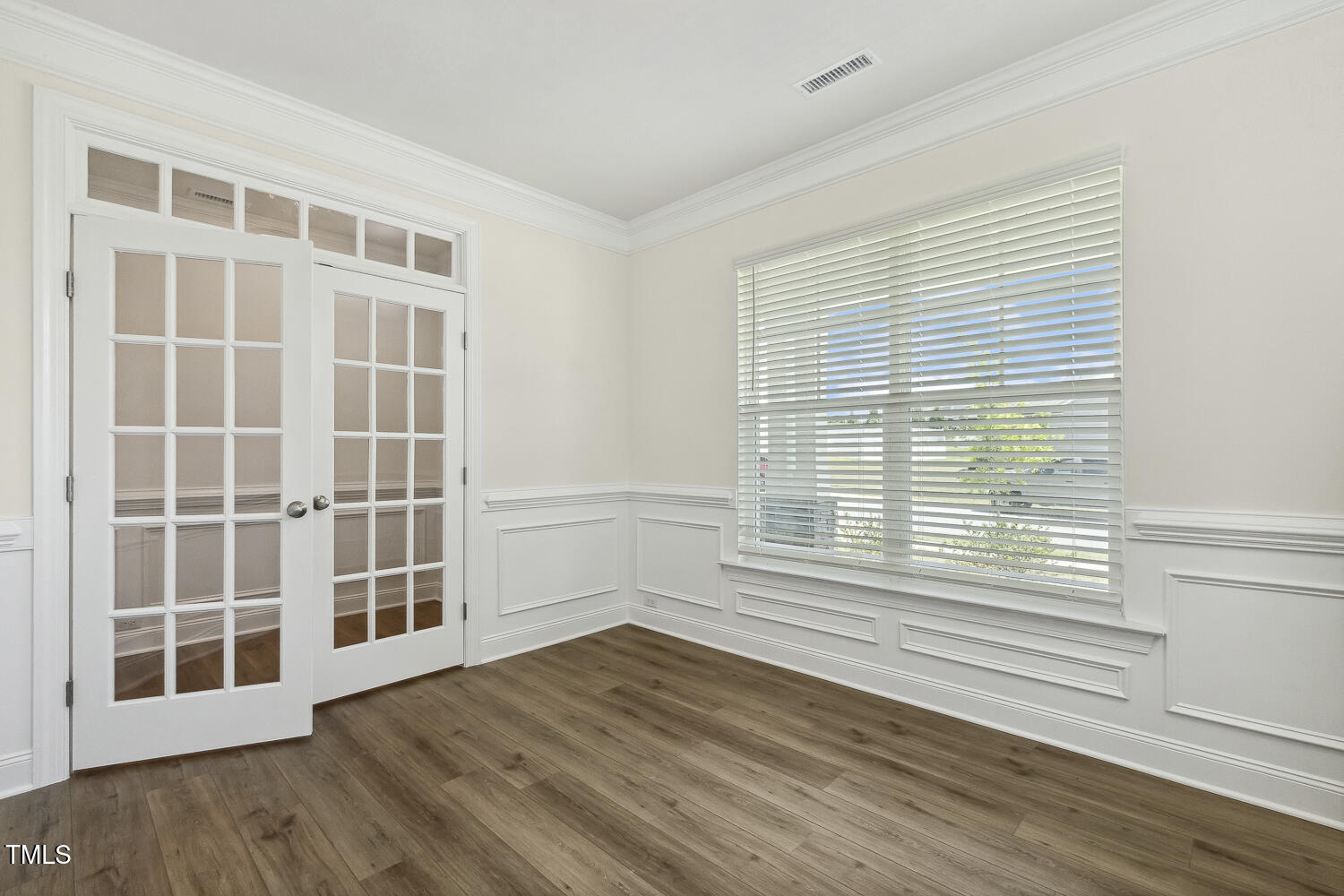 605 Hampton Crest Court