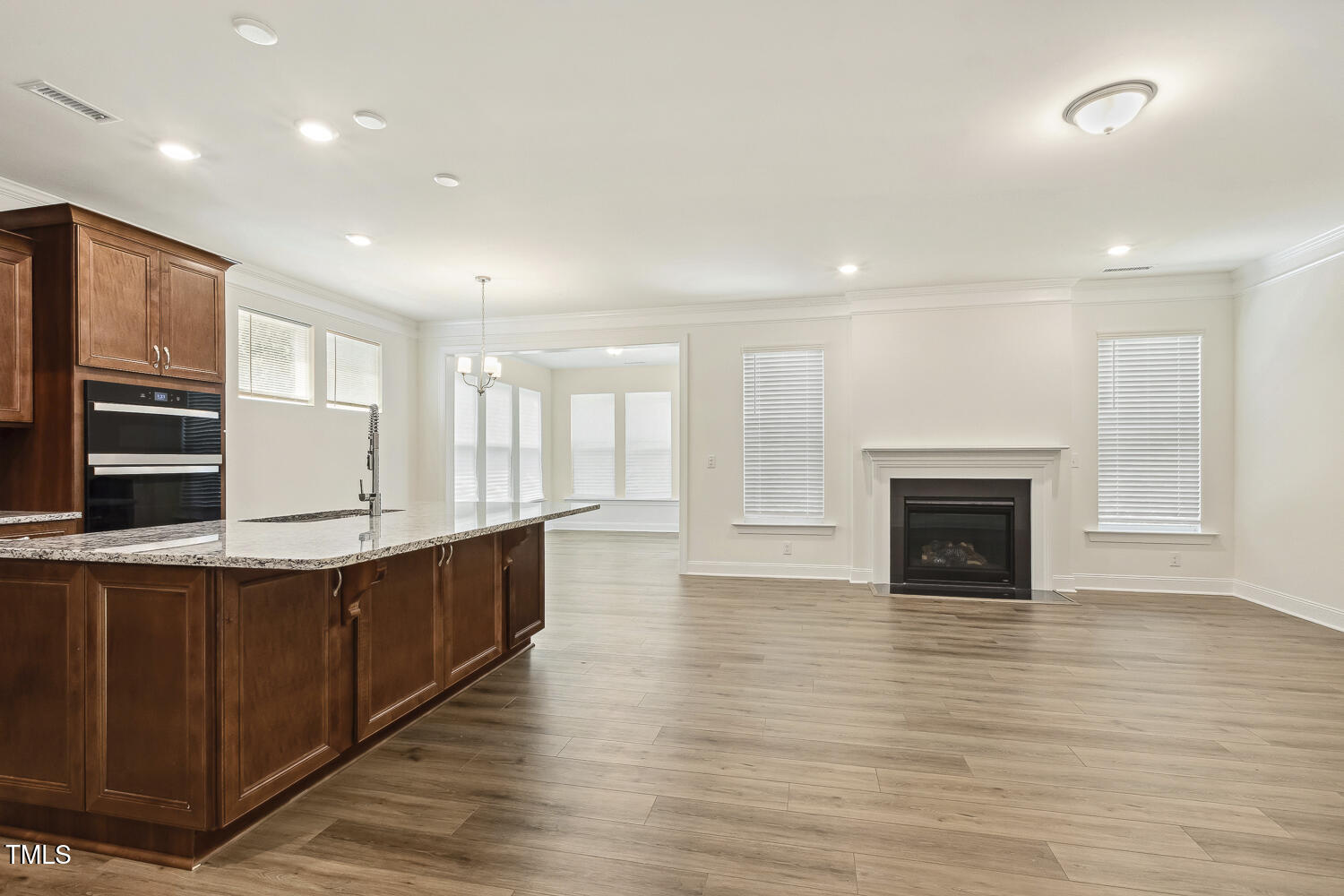605 Hampton Crest Court