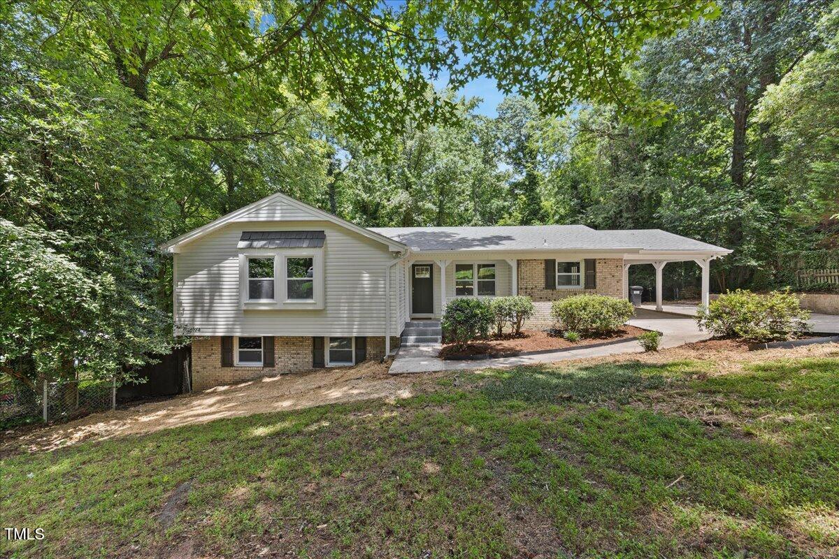 215 Wellington Drive