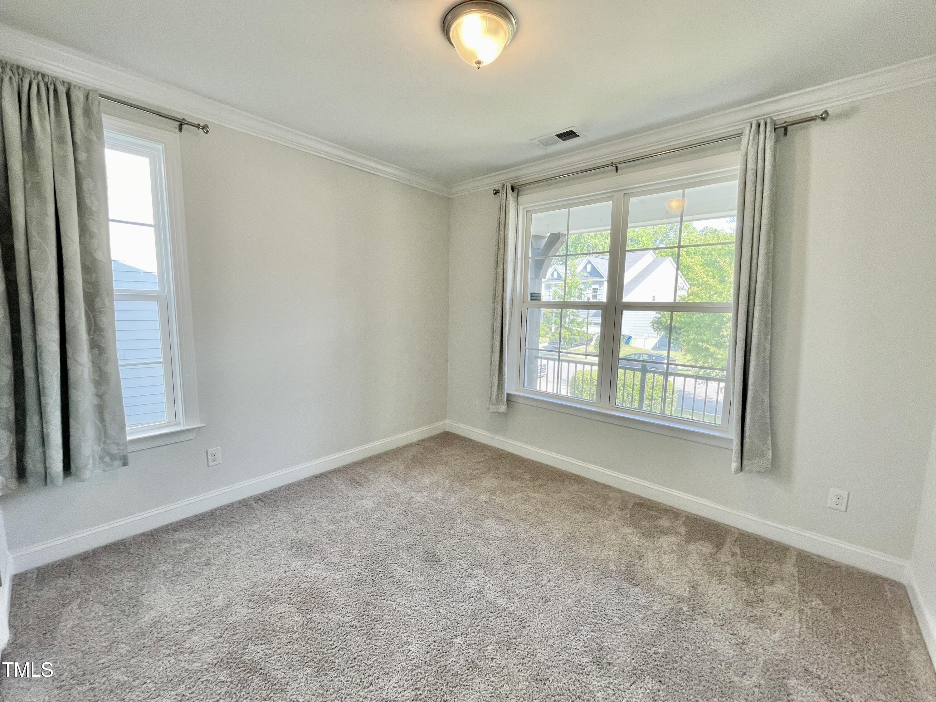 8813 Moss Glen Drive