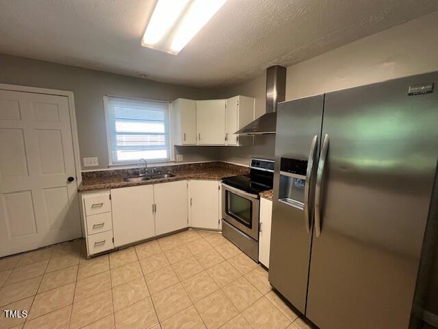 727 Queens Avenue