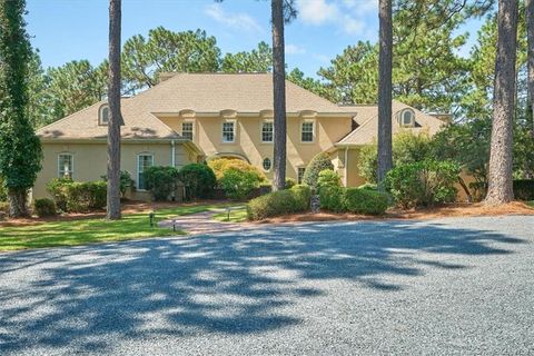 25 Quail Hollow Drive Pinehurst NC 28374