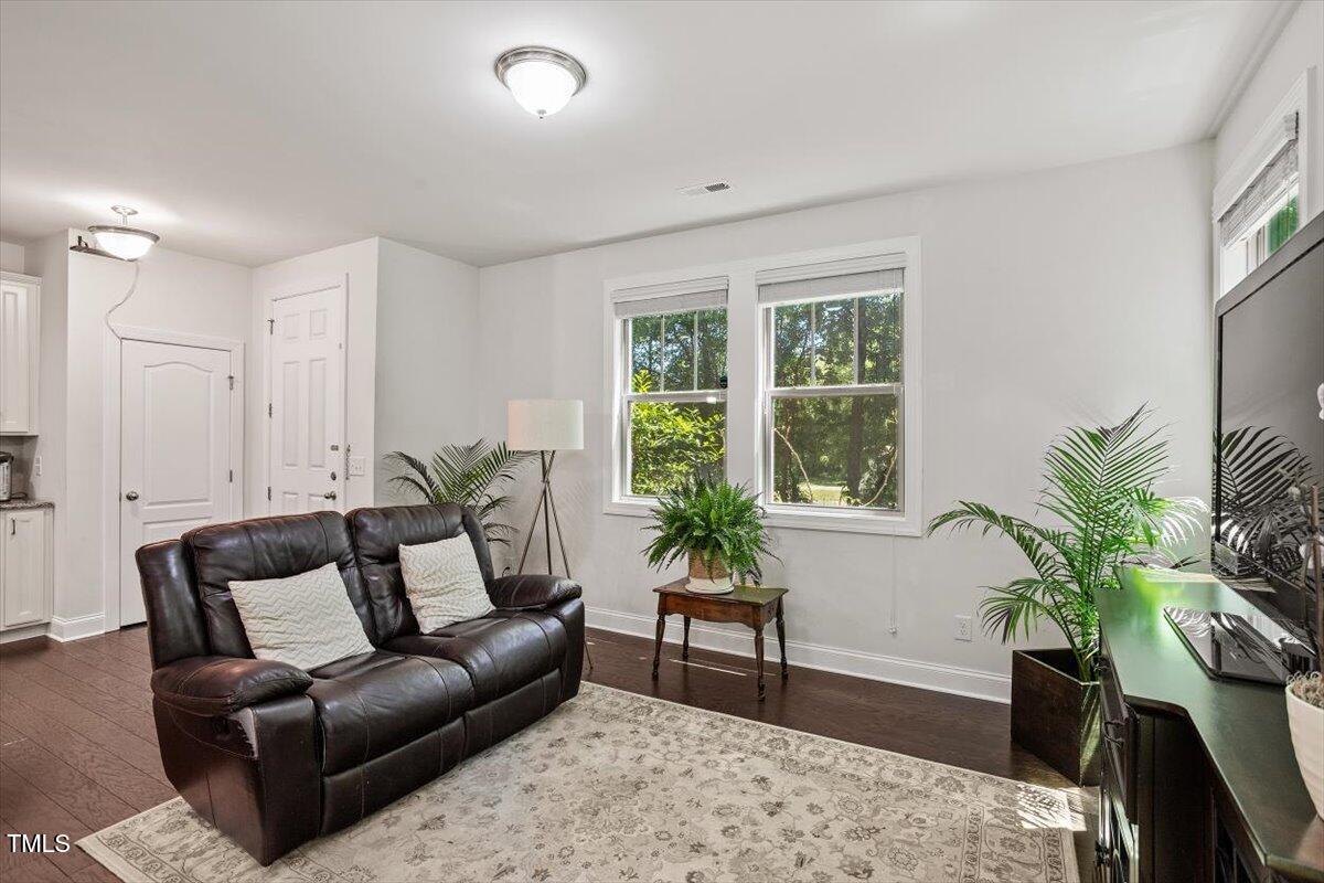 1041 Cotulla Drive