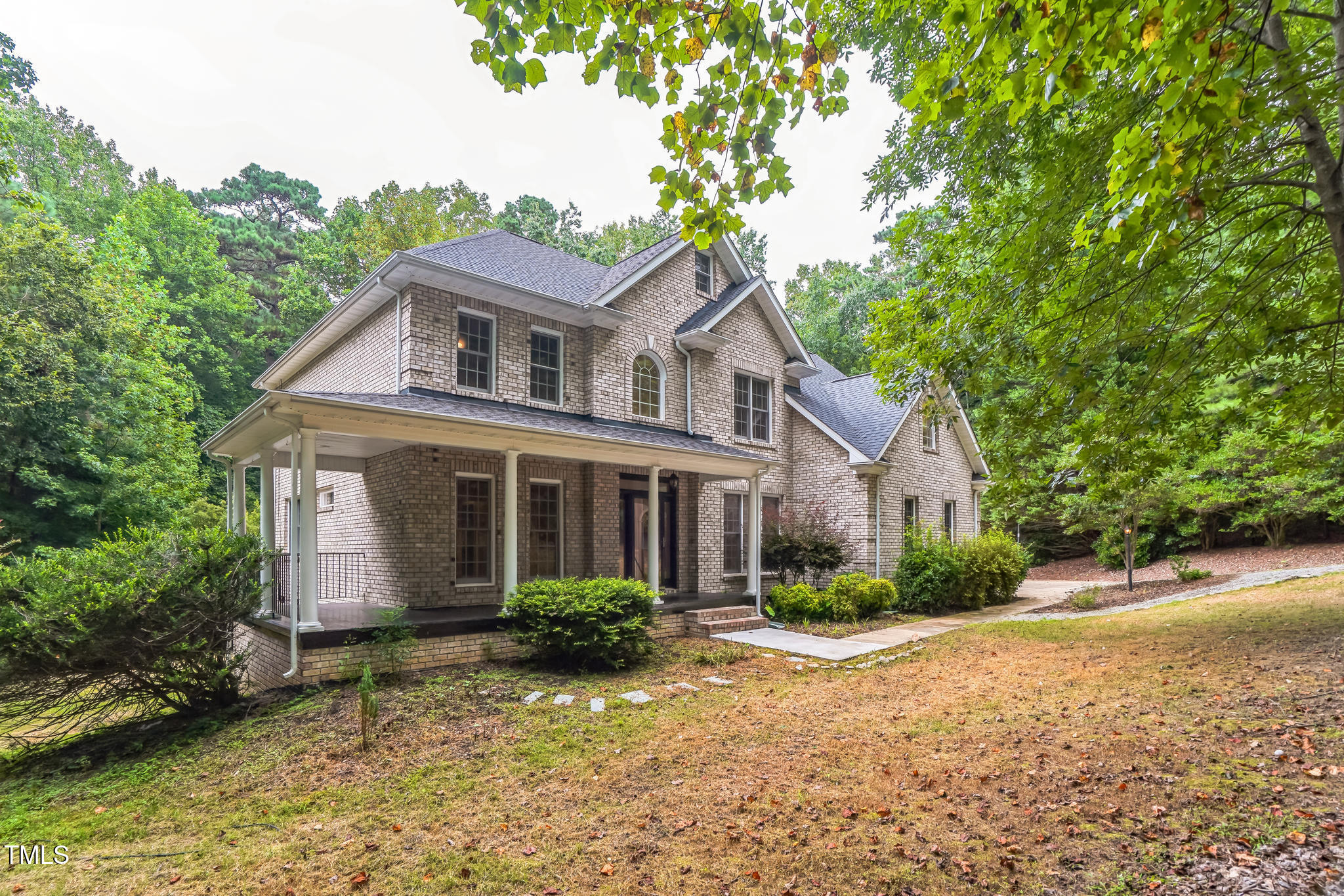 1900 High Oaks Lane