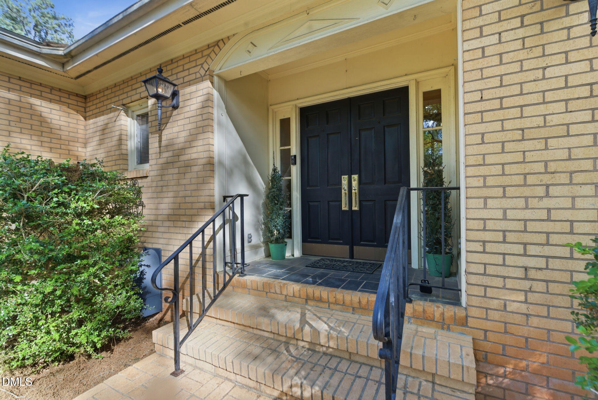 2420 Tyson Street