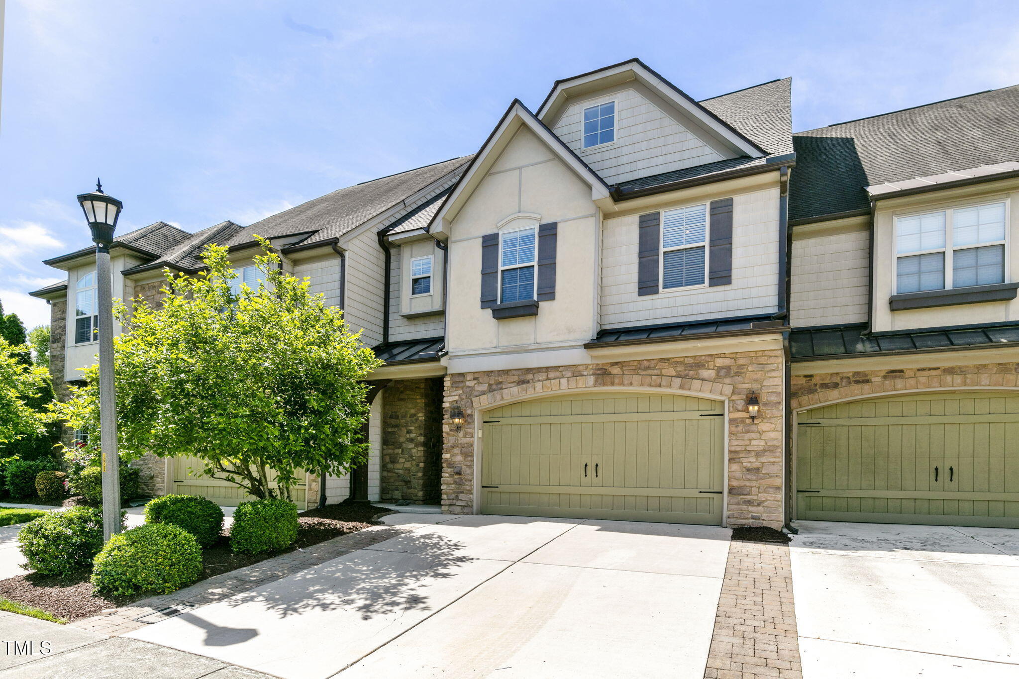 140 Sunstone Drive