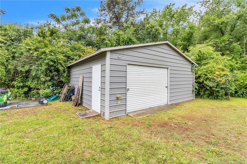 1229 Blue Road