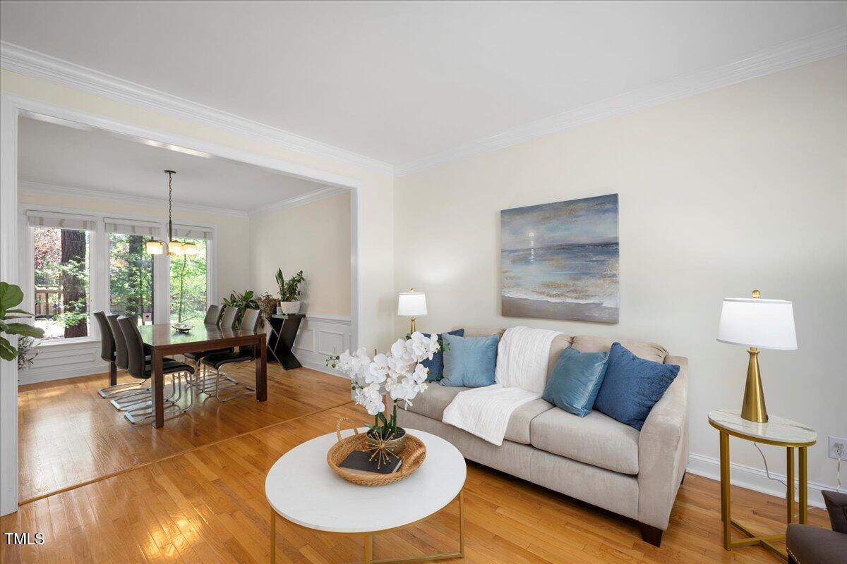 Cary, North Carolina 27513, United States, 4 Bedrooms Bedrooms, ,3 BathroomsBathrooms,Residential,Pending,106883