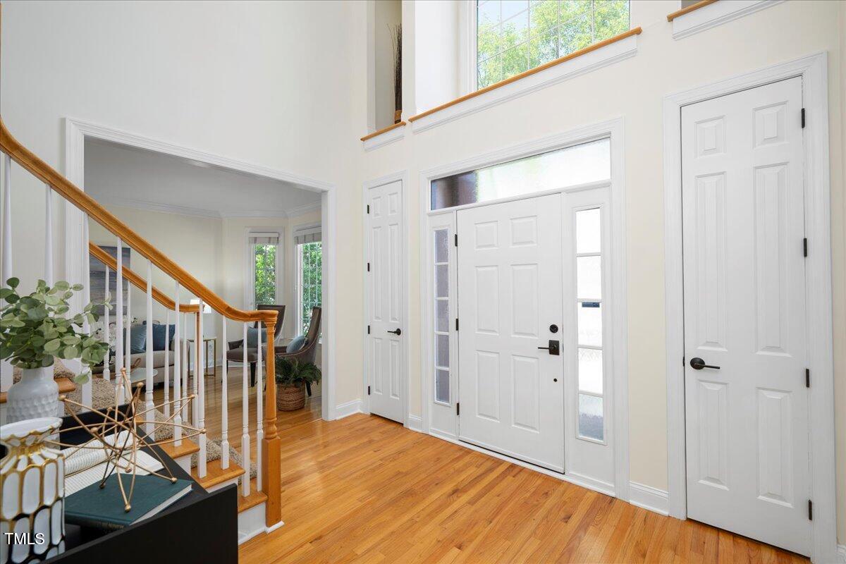 Cary, North Carolina 27513, United States, 4 Bedrooms Bedrooms, ,3 BathroomsBathrooms,Residential,Pending,106883