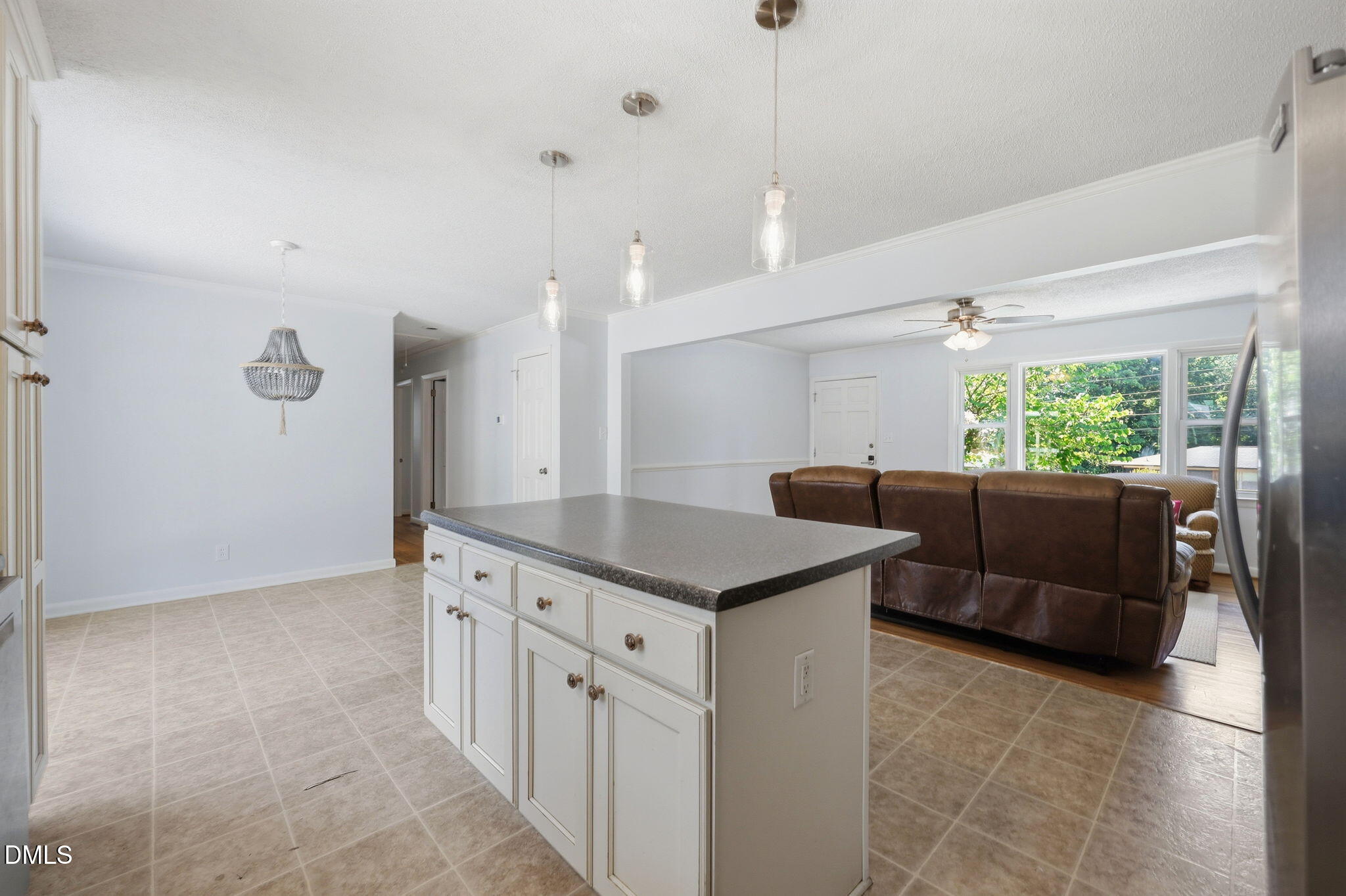 408 Lakeside Drive