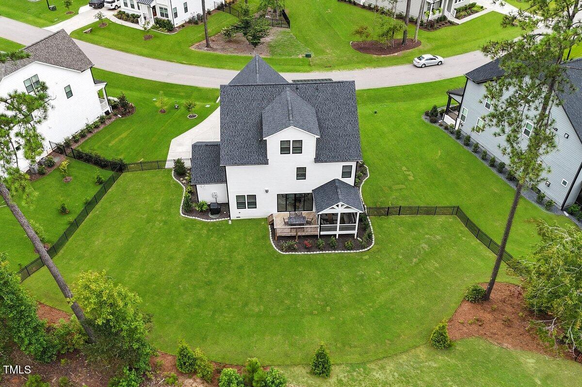 7616 Hasentree Way
