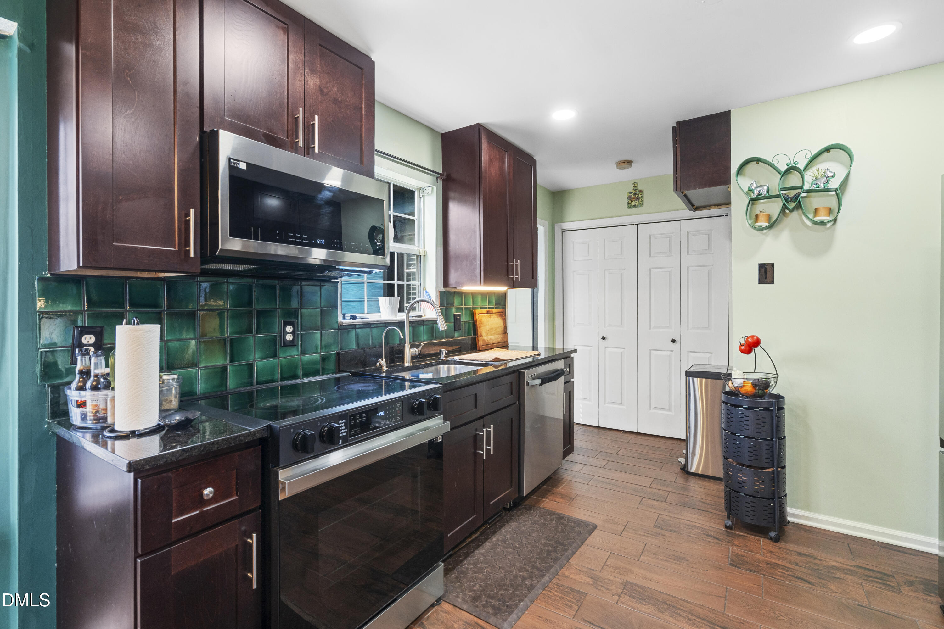 104 Iron Kettle Court