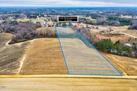 2128 Mockingbird Lane Willow Springs NC 27592