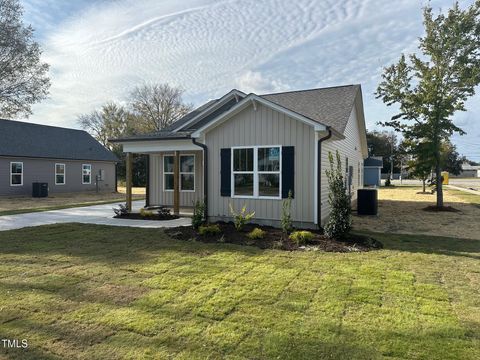 A home in Dunn