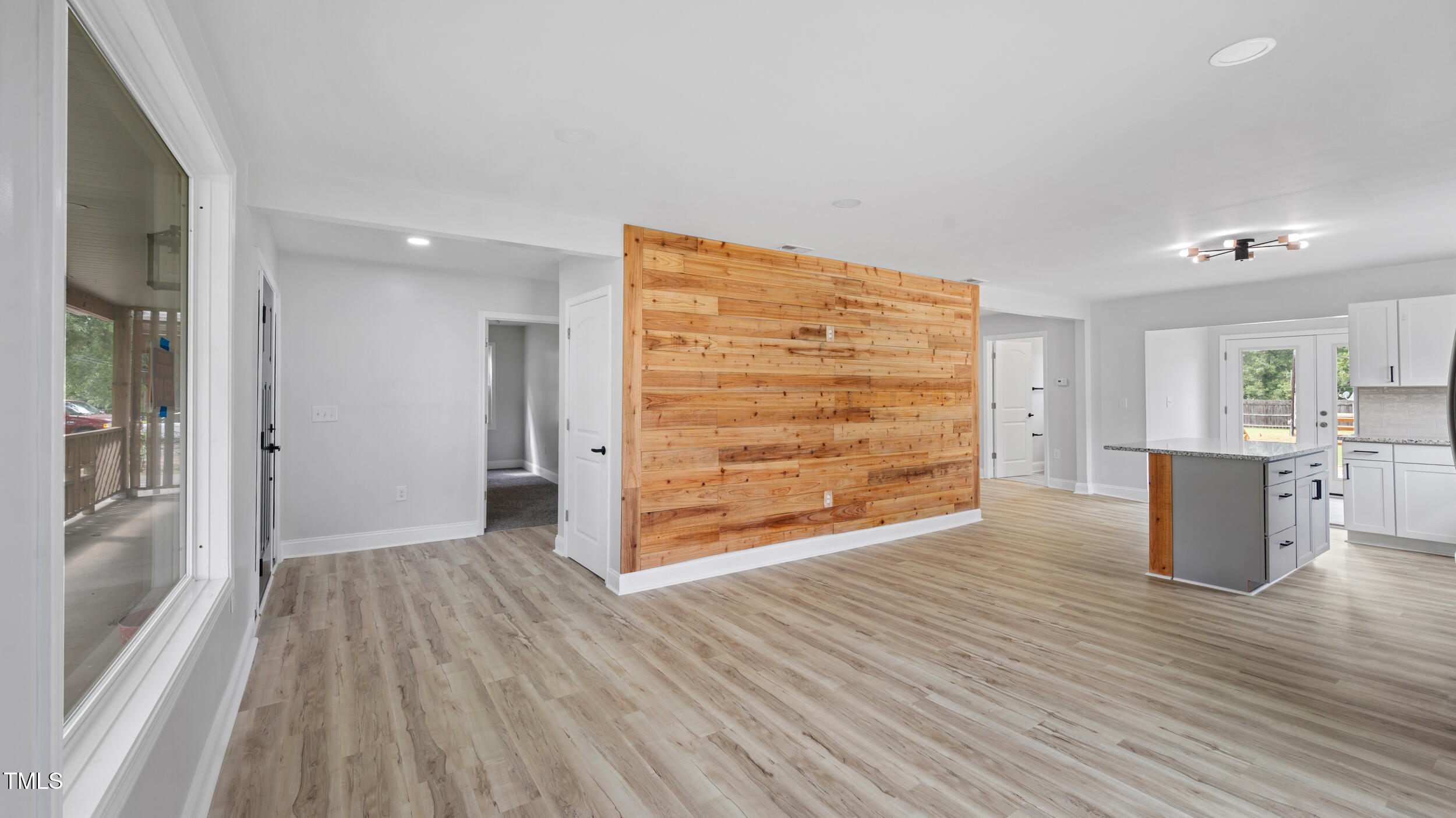 2634 William Allen Road