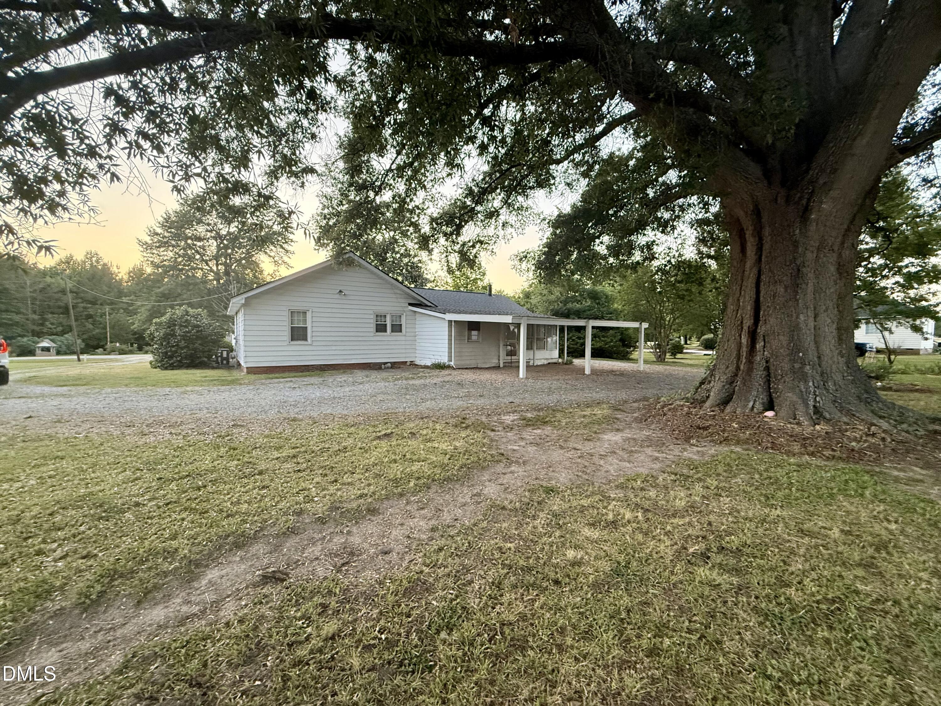 1439 Hill Road
