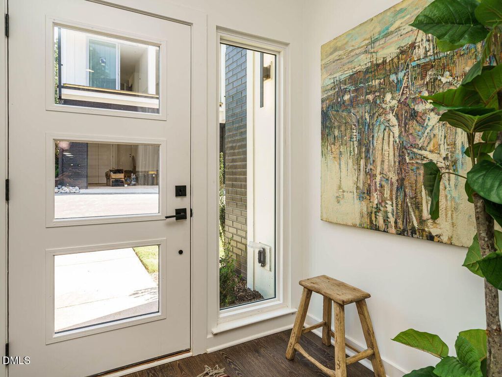 Photo of 1527 Urban Trace Lane, Raleigh, NC 27608 (MLS # 10139153)