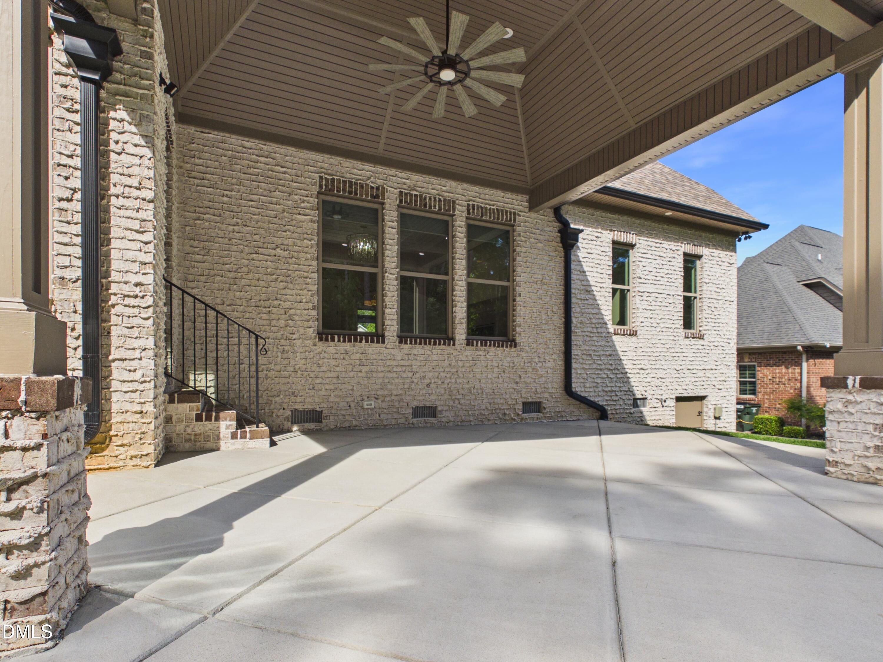 1477 Cappoquin Way