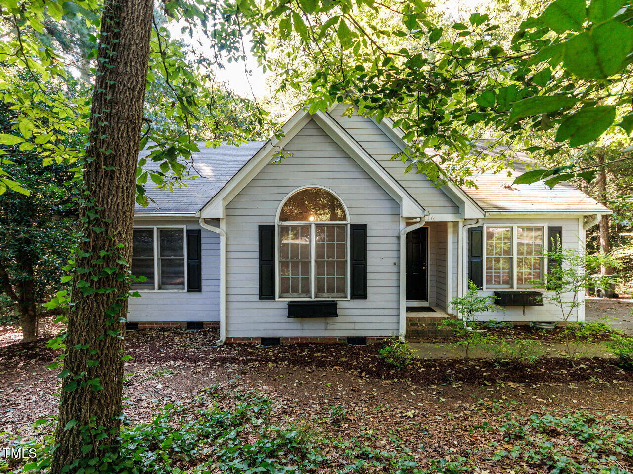216 Deep Pool Ct. Court