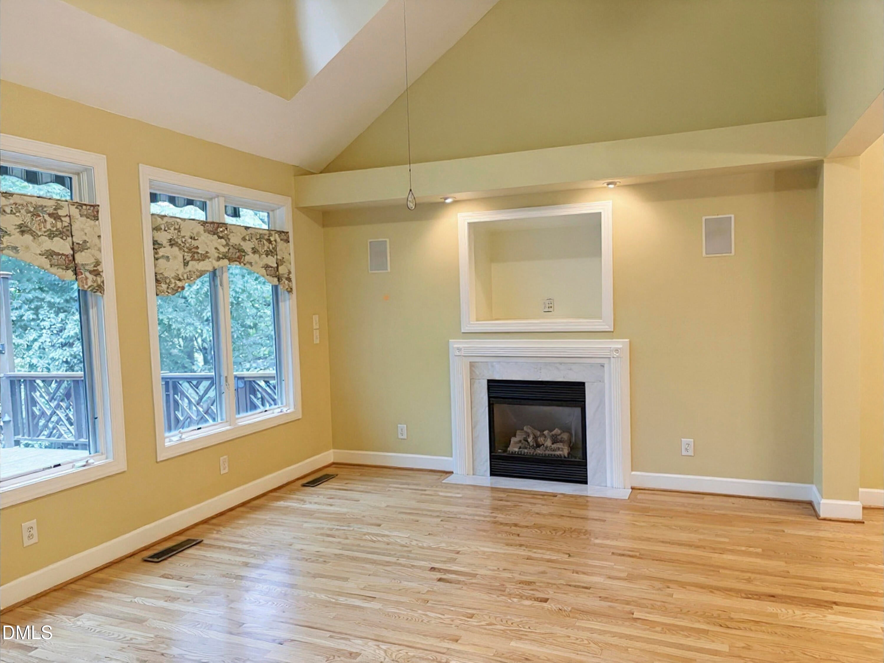 104 Turnberry Lane