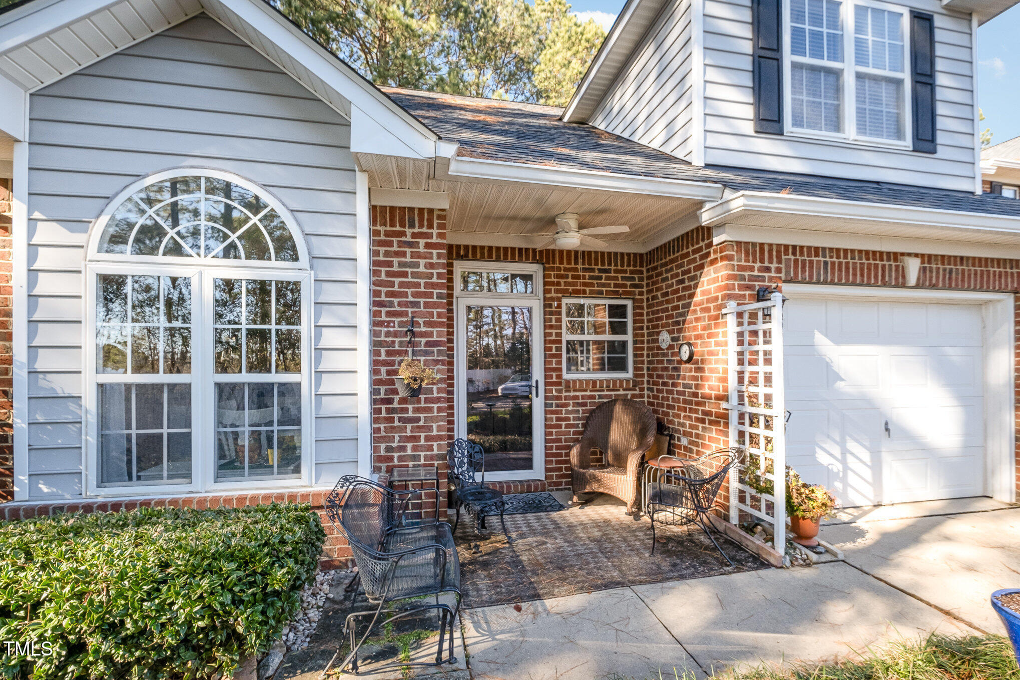 2112 White Pond Court