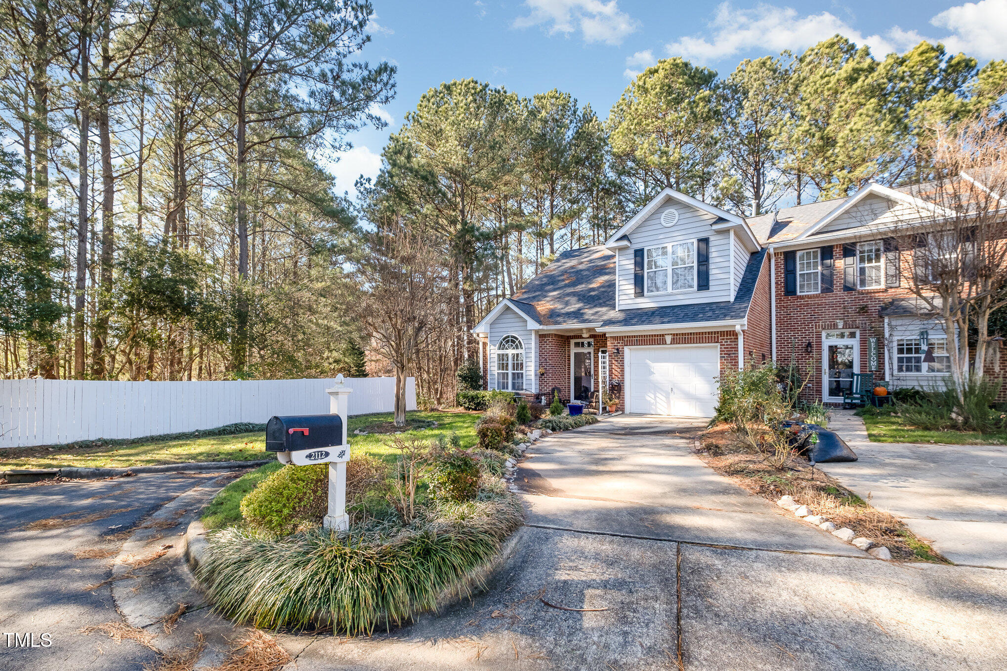 2112 White Pond Court