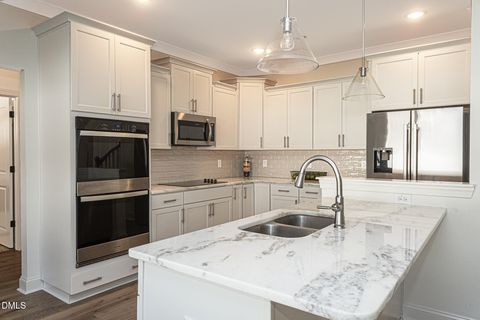 620 Cresswell Moor Way Fayetteville NC 28311