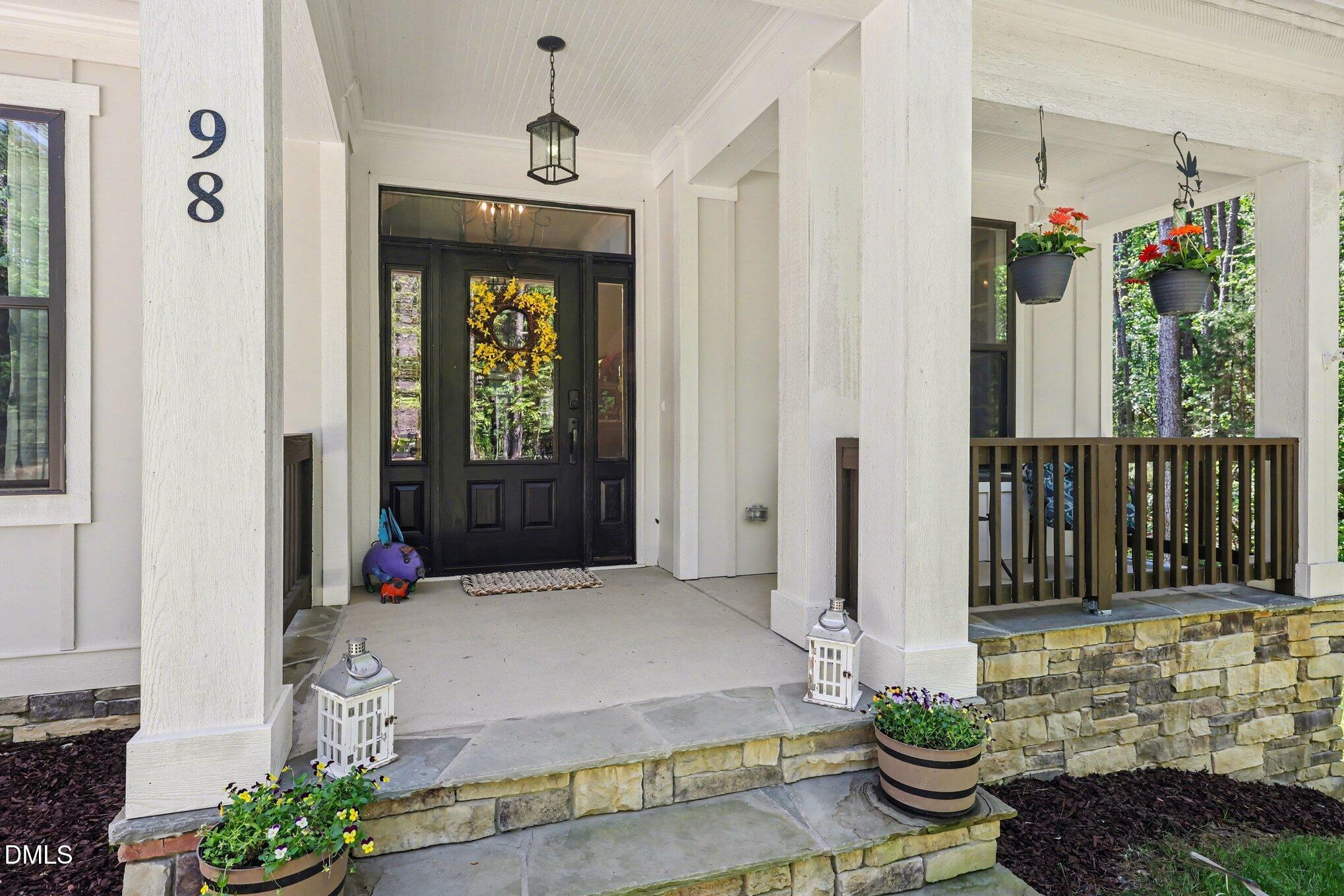 98 Anneliis Lane