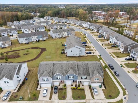 929 Clearhaven Ln Lane Fuquay Varina NC 27526