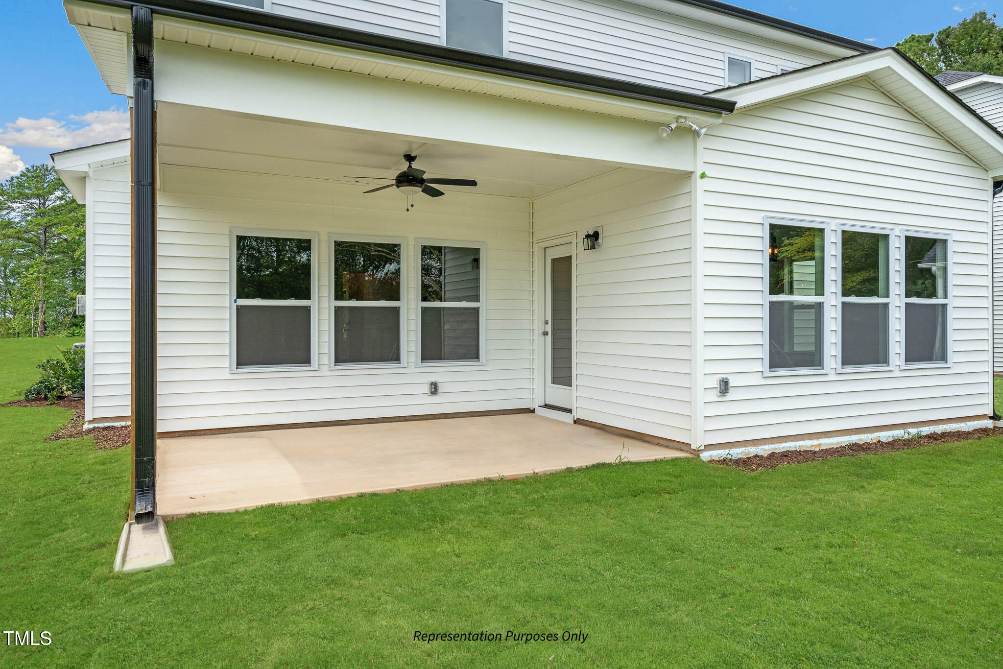 8749 Maxine Street 11 Holly