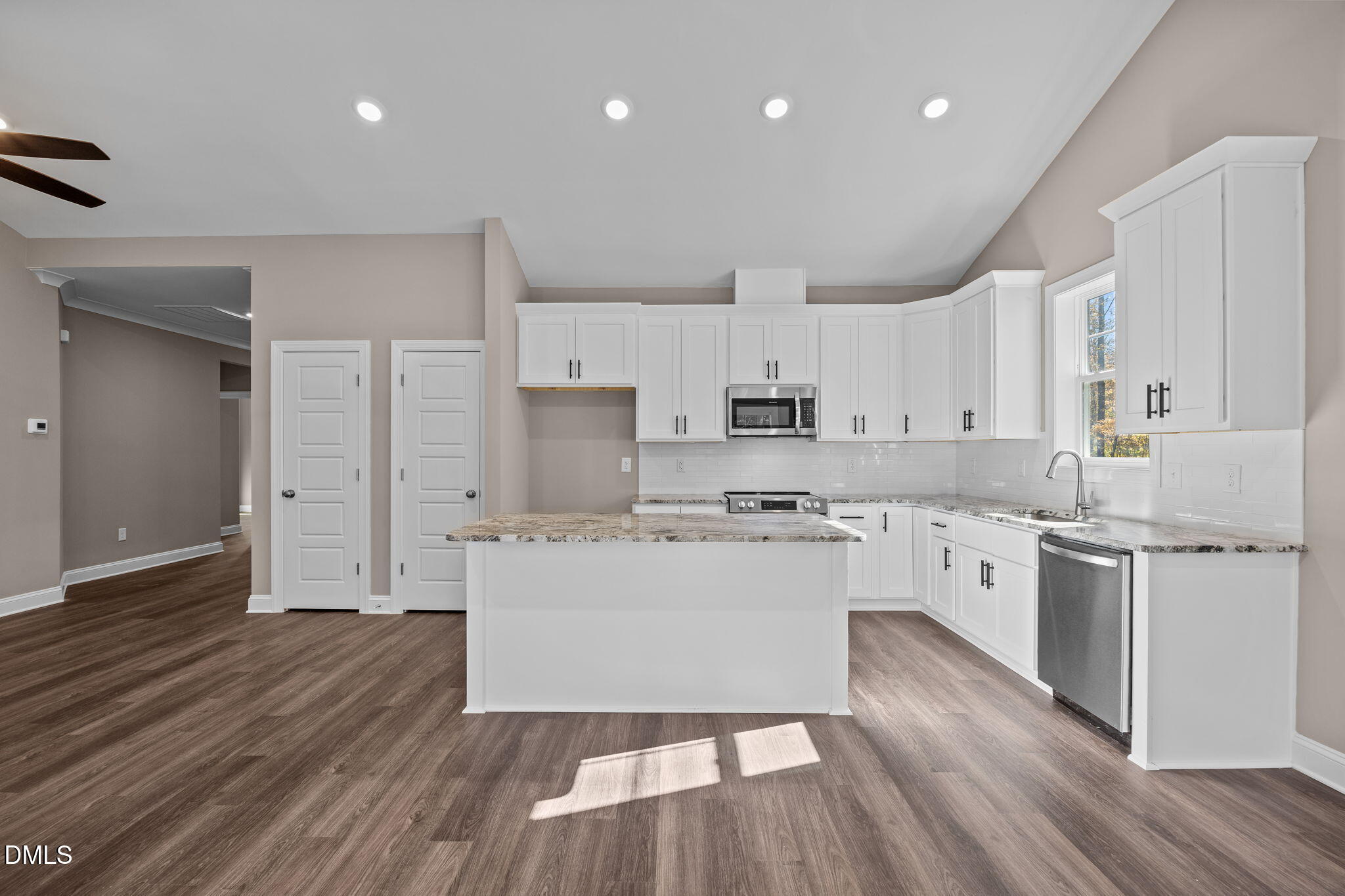 220 E College Street