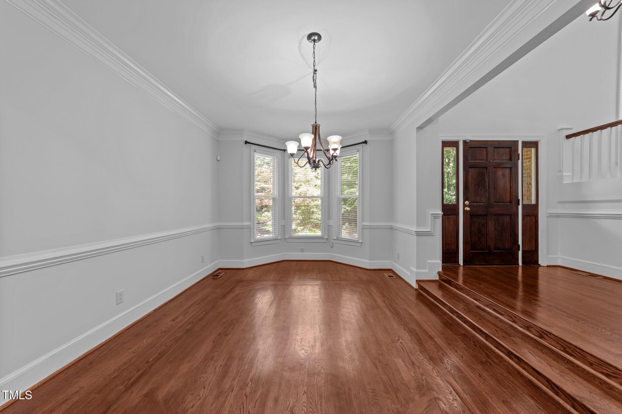 11425 Horsemans Trail