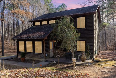 8516 Dunlee Falls Road Raleigh NC 27613