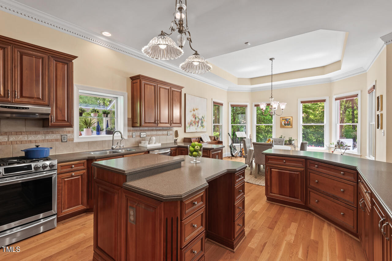 Durham, North Carolina 27713, United States, 3 Bedrooms Bedrooms, ,4 BathroomsBathrooms,Residential,Pending,120785