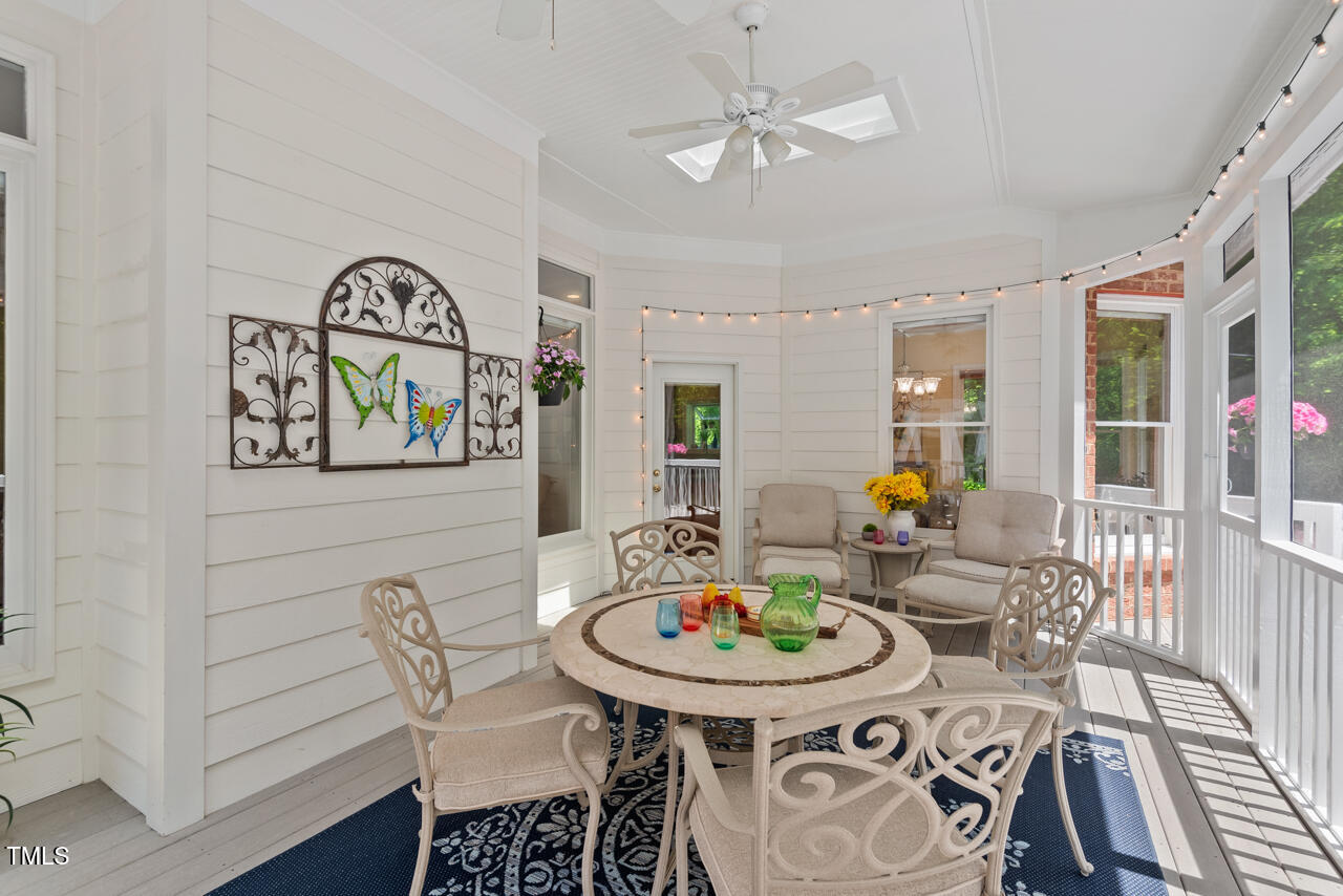 Durham, North Carolina 27713, United States, 3 Bedrooms Bedrooms, ,4 BathroomsBathrooms,Residential,Pending,120785