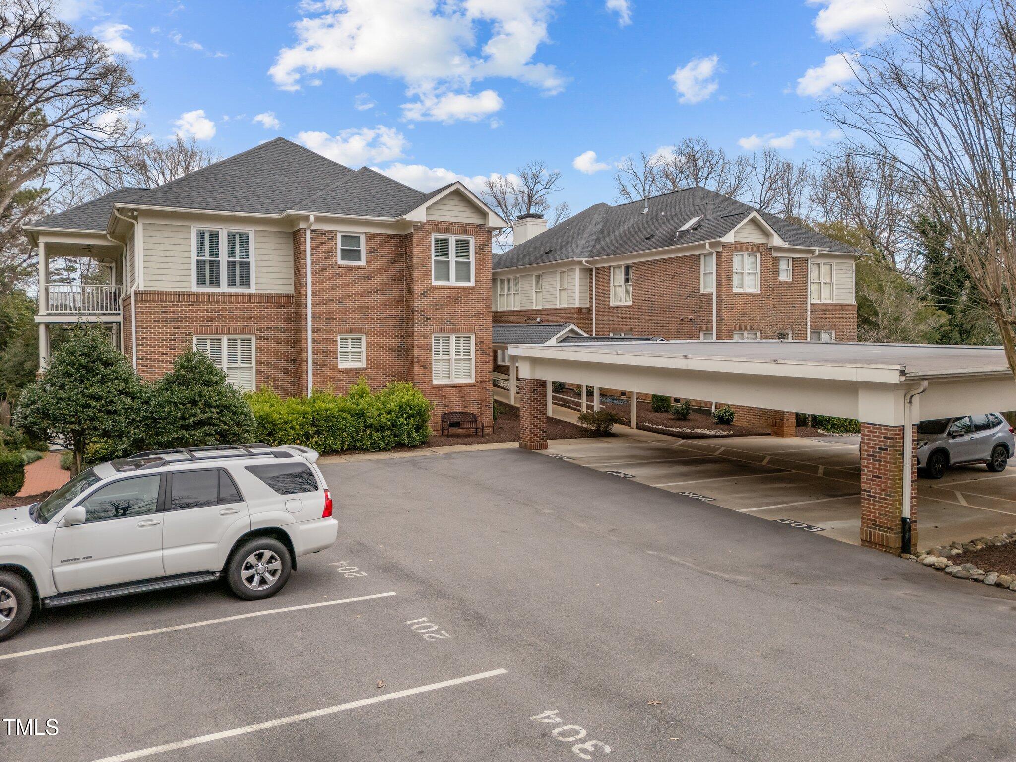 100 Edenburgh Road 202
